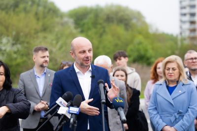 zdjęcie z konferencji prasowej na osiedlu imienia Franciszka Kotuli,fot. Grzegorz Bukała, Urząd Miasta Rzeszowa